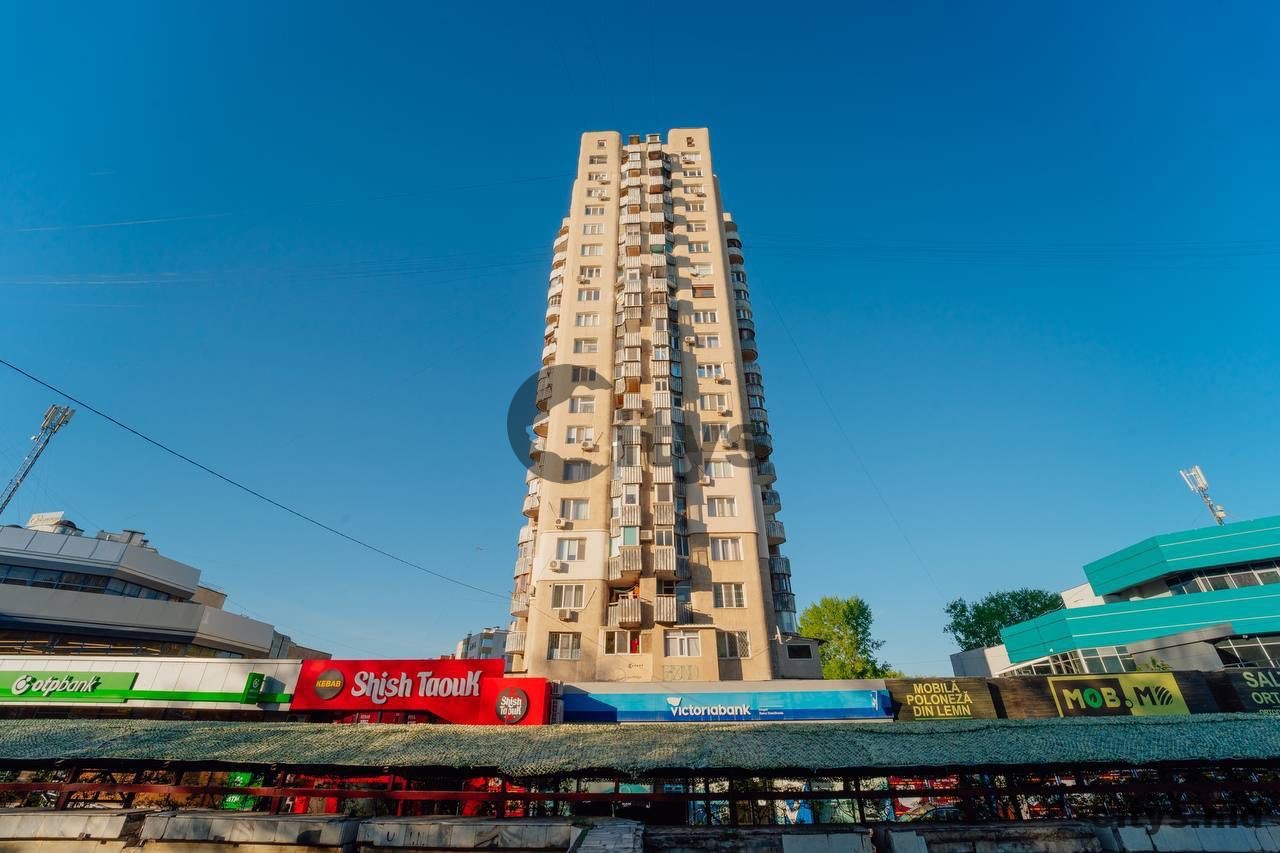 2-х комнатная квартира, 60м², Bulevardul Dacia photo 1