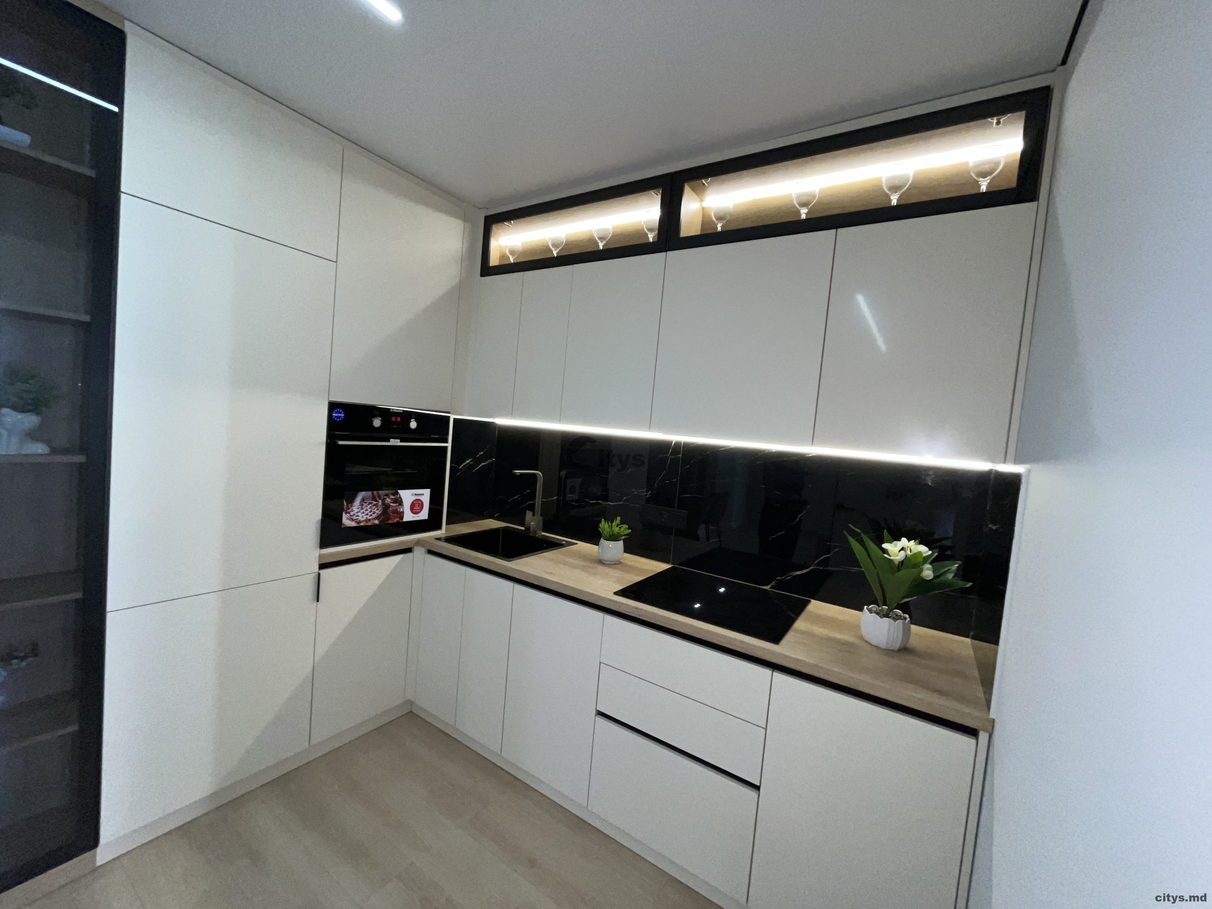 Apartament cu 3 camere, 71m², Buiucani, Ioana Radu photo 1