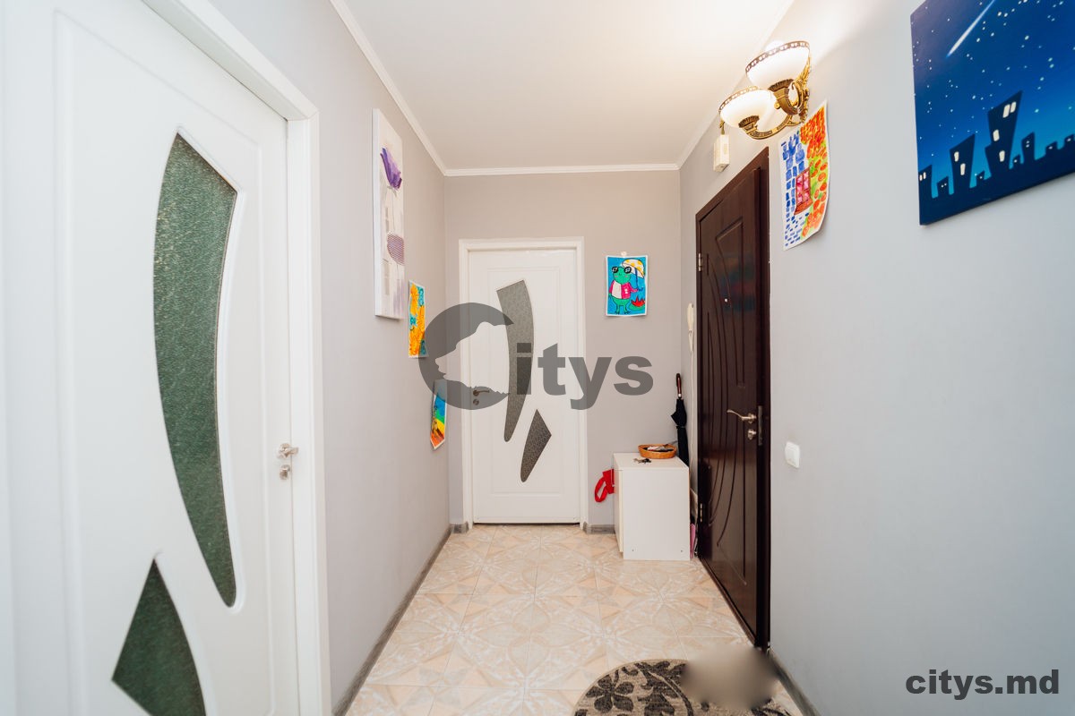 Apartament cu 2 camere, 50m², Cuza Vodă photo 3