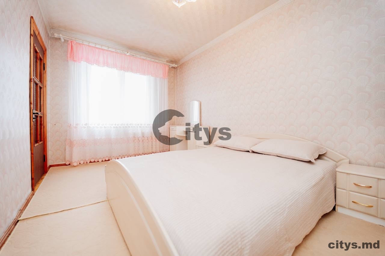 Apartament cu 2 camere, 53m², Centru, smail photo 2