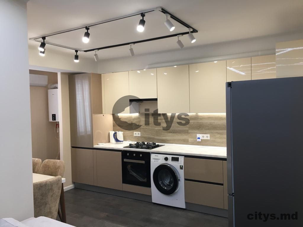 Apartament cu 2 camere, 65m², Sprincenoaia photo 4