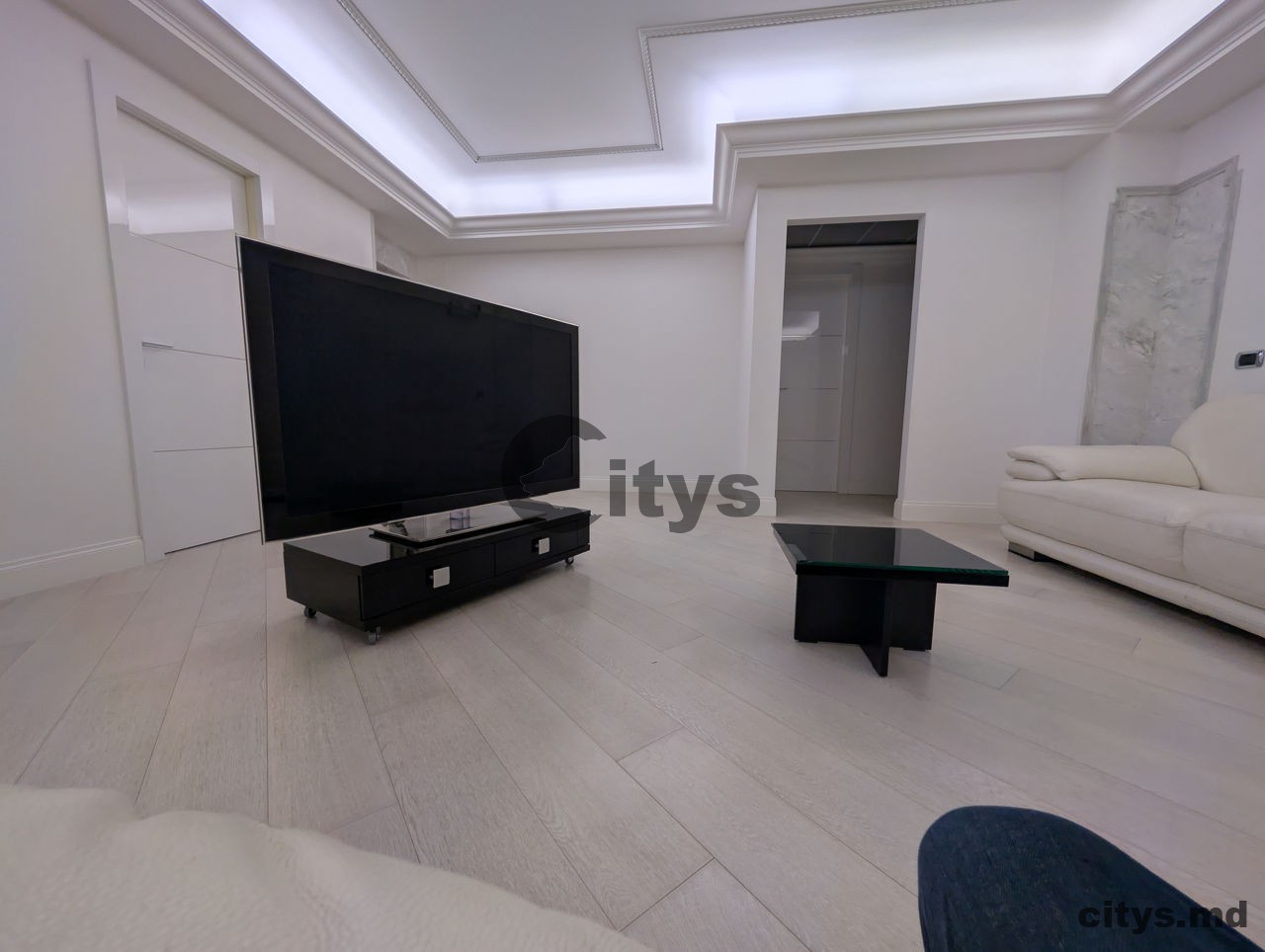 Chirie-4-х комнатная квартира, 150м², Centru.bd.Stefan cel Mare si Sfant photo 4