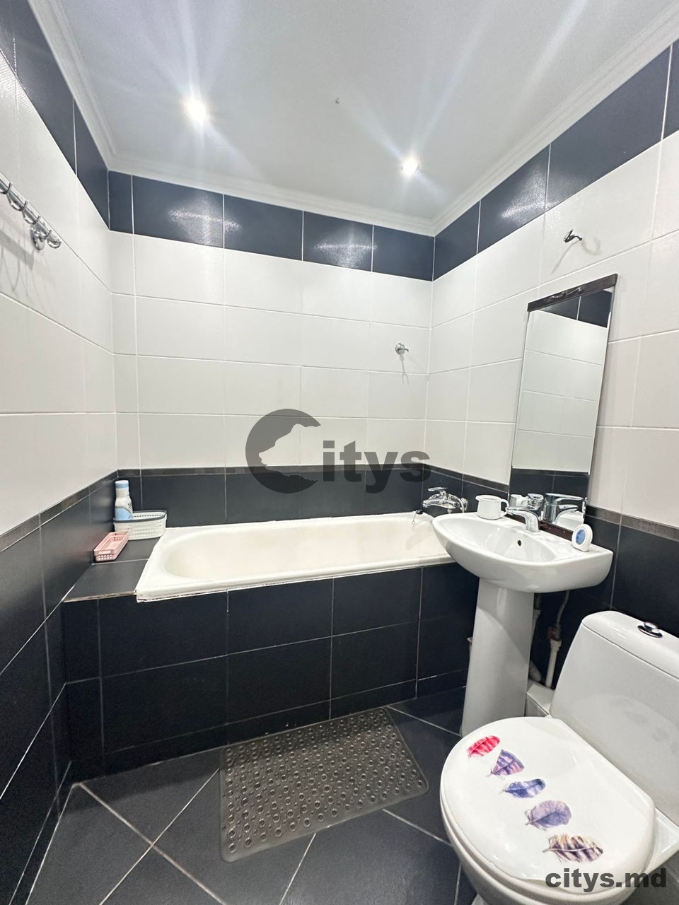 Apartament cu 2 camere, 60m², Ботаника, Dacia photo 9