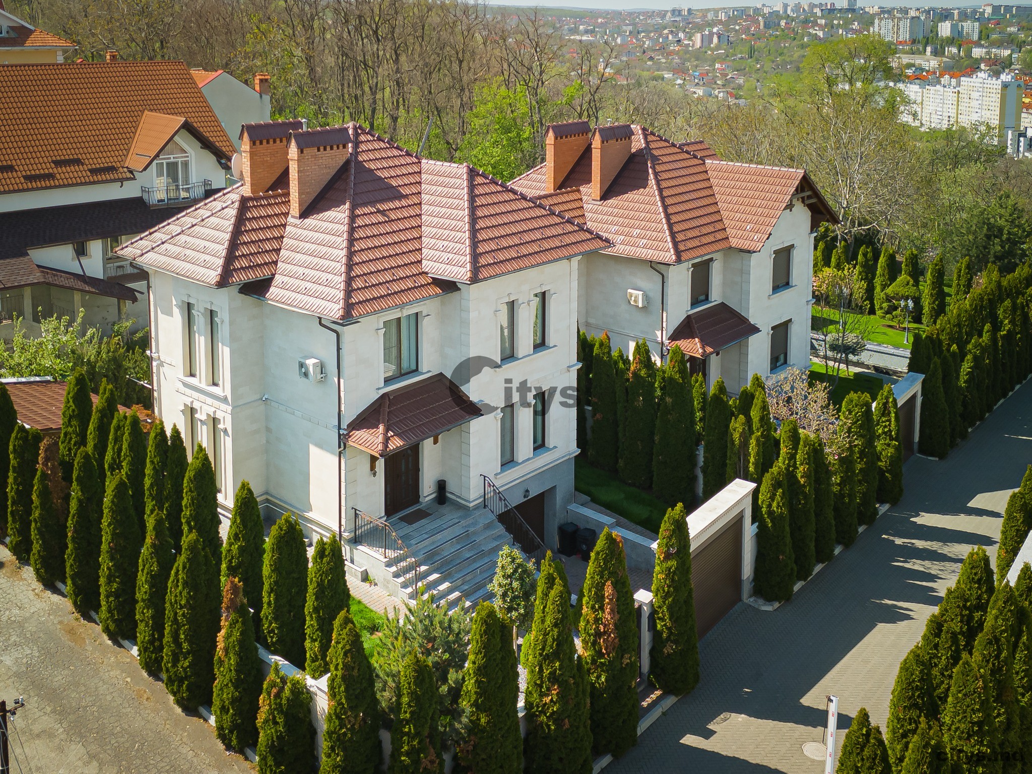 Chirie-Casă cu 2 nivele, 270m², Карол Шмидт photo 11