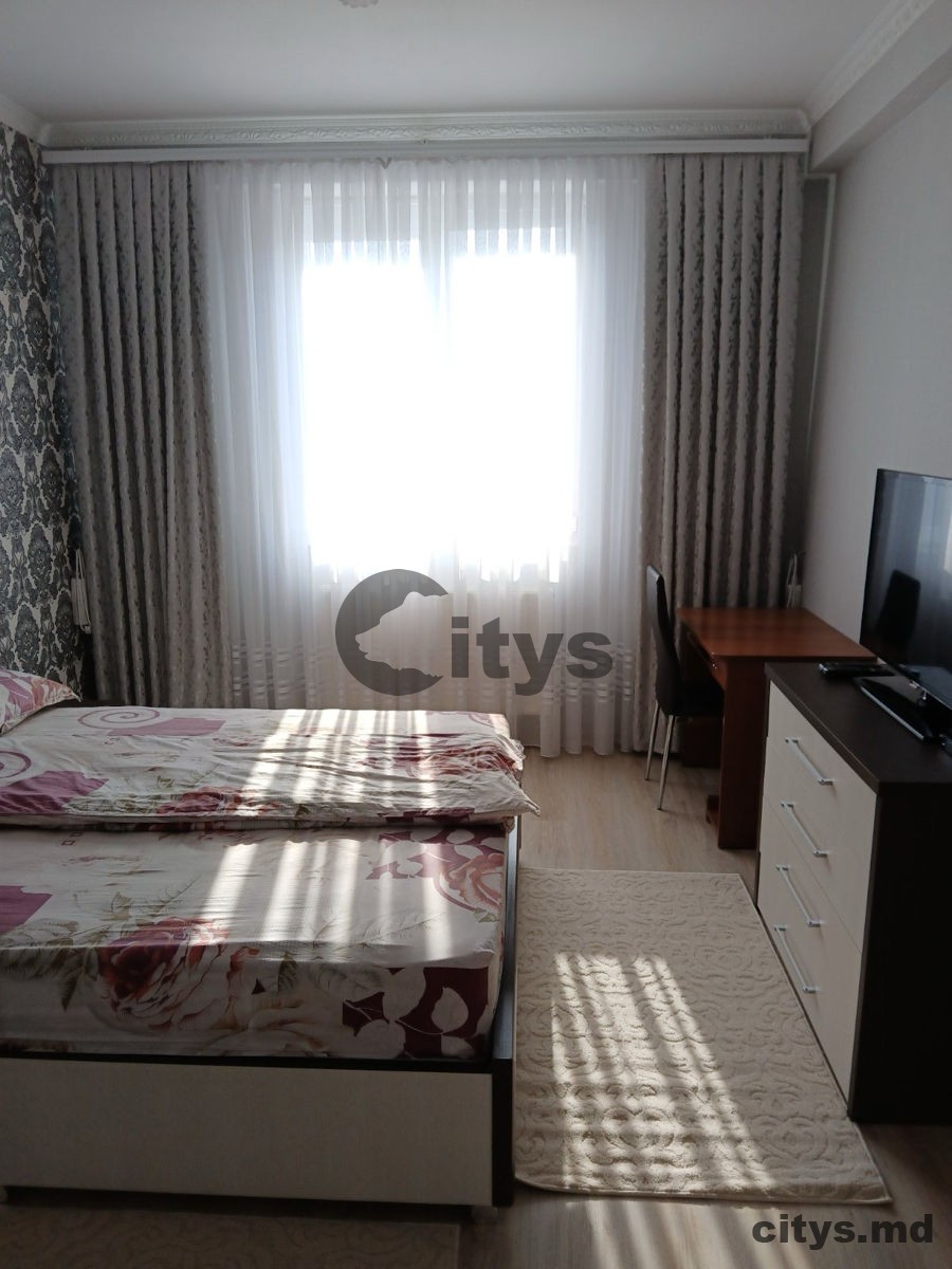 chirie-Apartament cu 2 camere, 60m², centru,Nicolae Testemitanu photo 2
