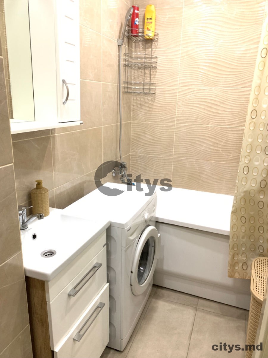 сдается-2-х комнатная квартира, 65м², центр, Alexei Sciusev photo 5