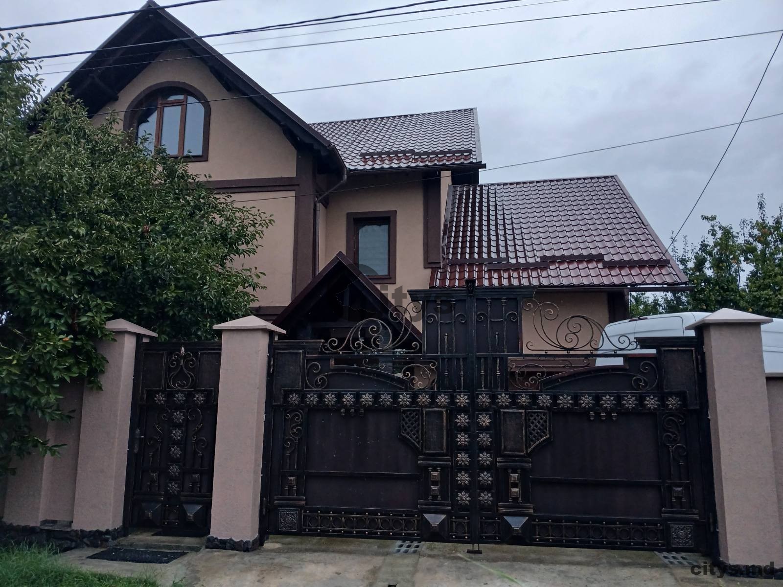 Casă cu 2 nivele, 250m², N.Sulac photo 17