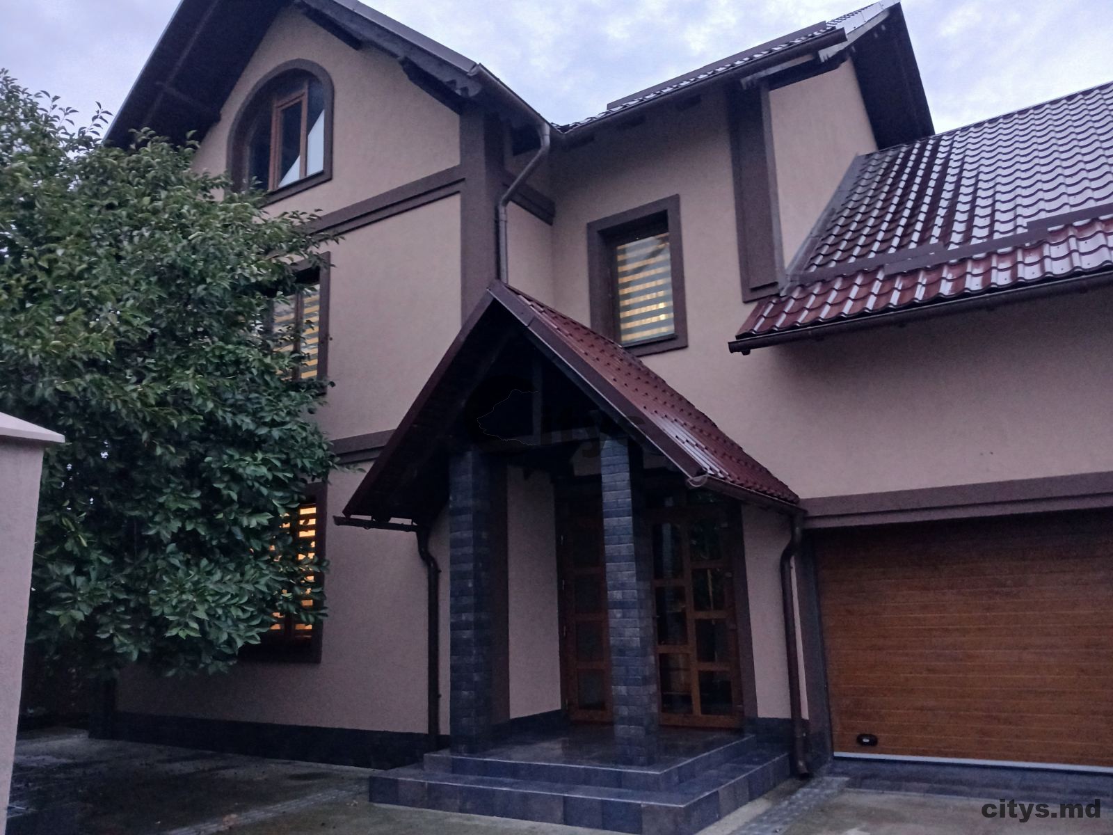 Casă cu 2 nivele, 250m², N.Sulac photo 0