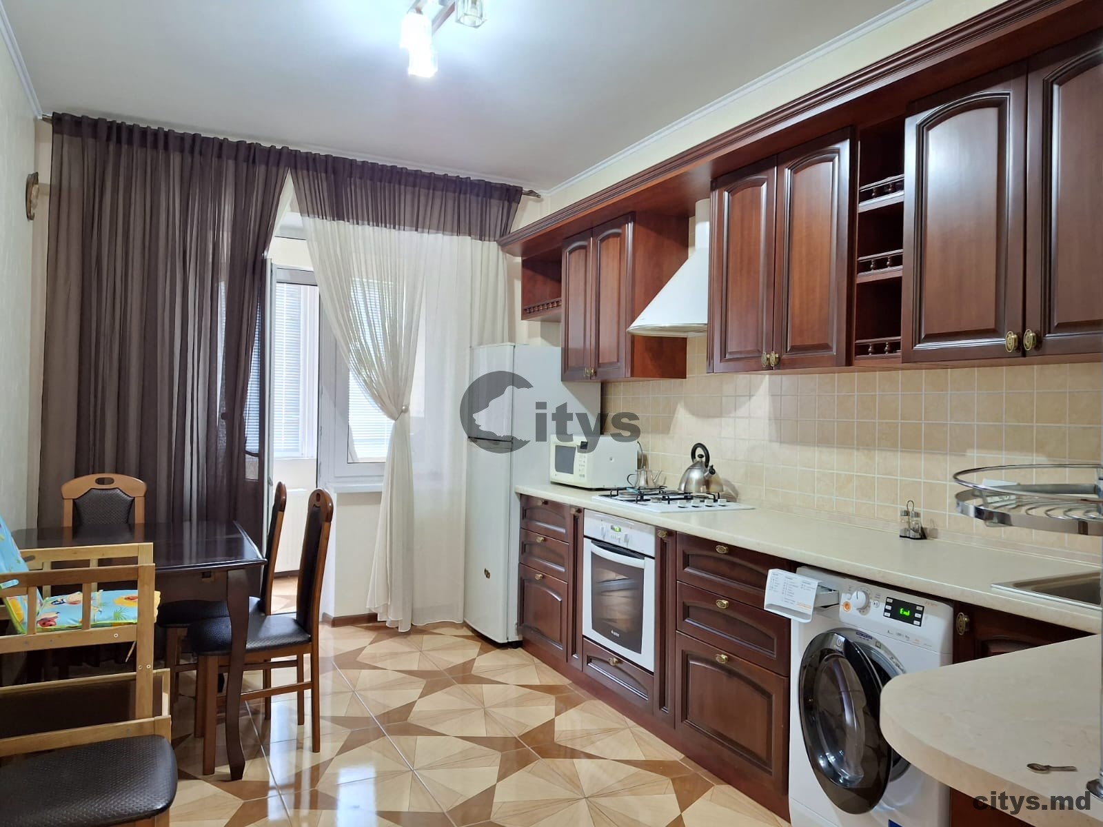 chirie-Apartament cu 2 camere, 75m², Calea Orheiului photo 0