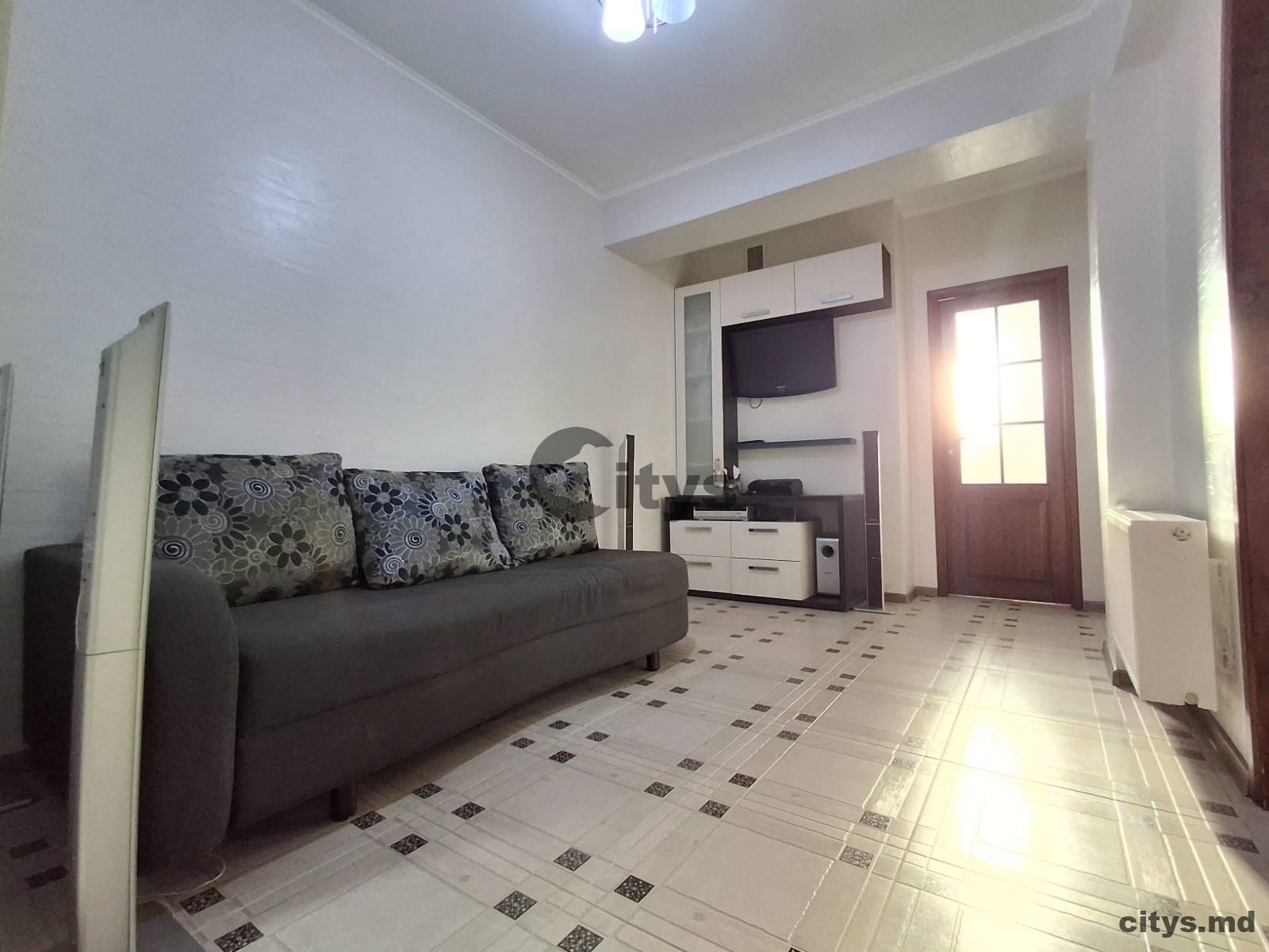 chirie-Apartament cu 2 camere, 75m², Calea Orheiului photo 3