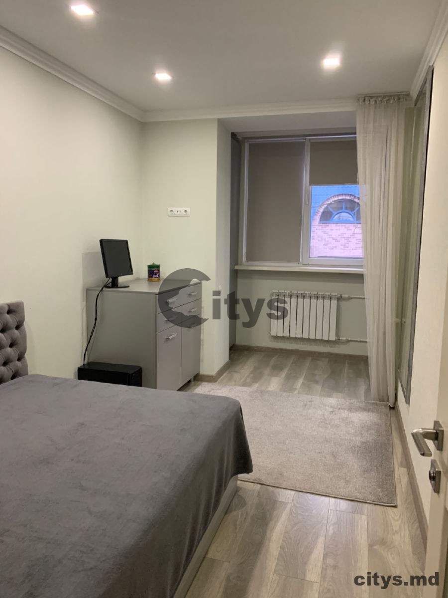 сдается-2-х комнатная квартира, 65м², центр, Alexei Sciusev photo 6