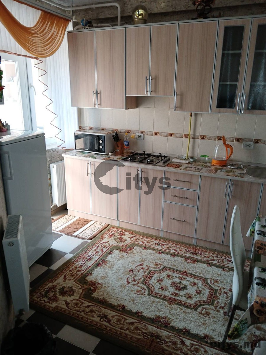 chirie-Apartament cu 2 camere, 60m², centru,Nicolae Testemitanu photo 5
