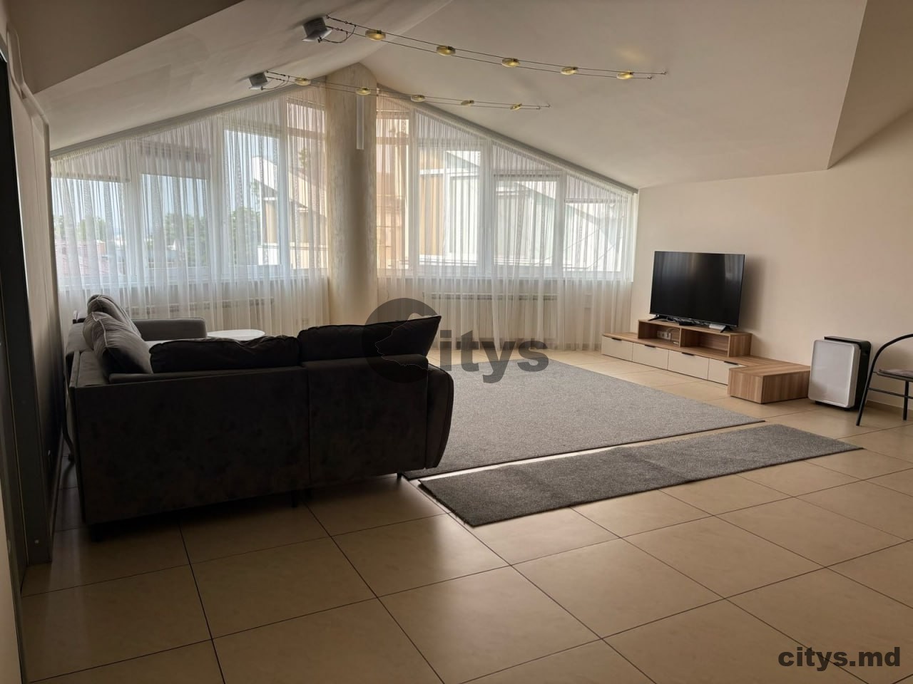 Chirie-Apartament cu 2 camere, 100m²,Telecentru, Георге Асаки photo 0