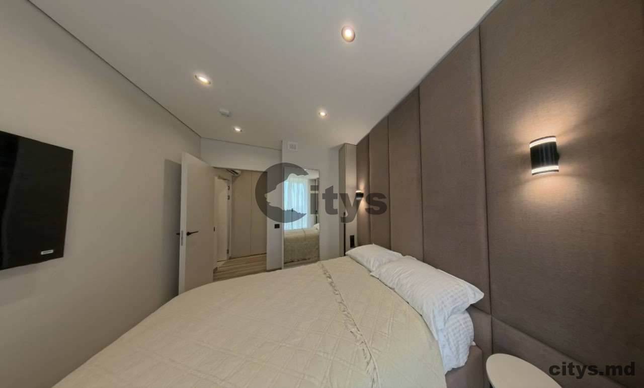 chirie-Apartament cu 1 cameră, Centru 42m², Renasterii Nationale photo 2