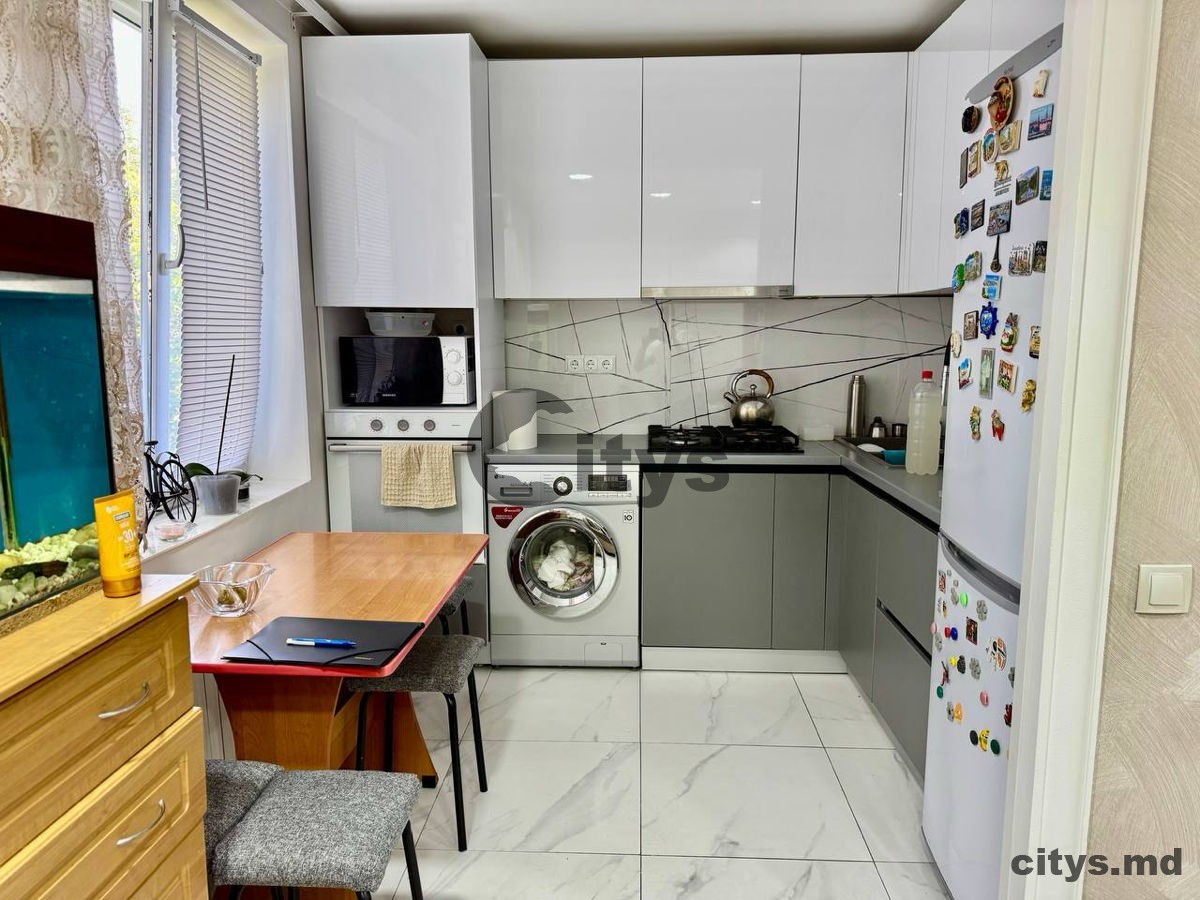 Apartament cu 2 camere, 64m², Riscani, bd. Moscovei photo 4