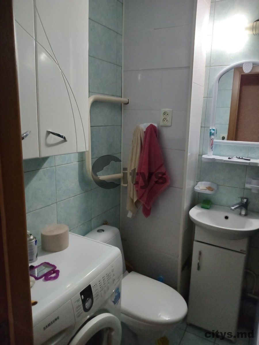 2-х комнатная квартира, 45м², str. Trandafirilor photo 4