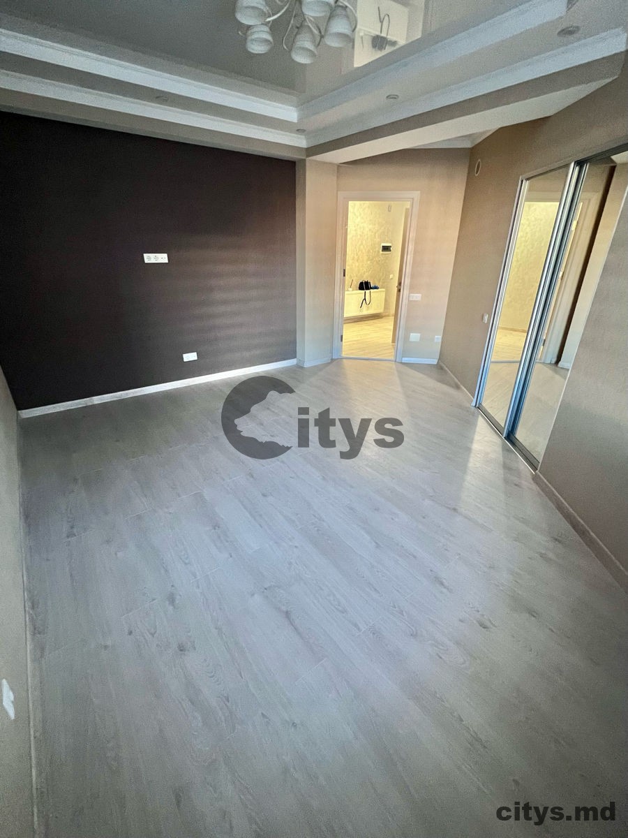 Apartament cu 2 camere, Centru 80m², str. Melestiu photo 6