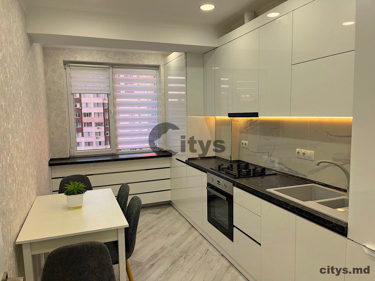 2-х комнатная квартира, Ciocana 70м², Мирча чел Батран photo 1