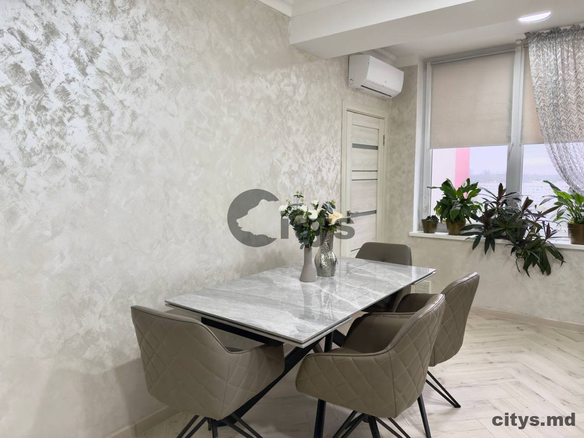 Apartament cu 2 camere, Riscani 69m², Флорилор photo 2