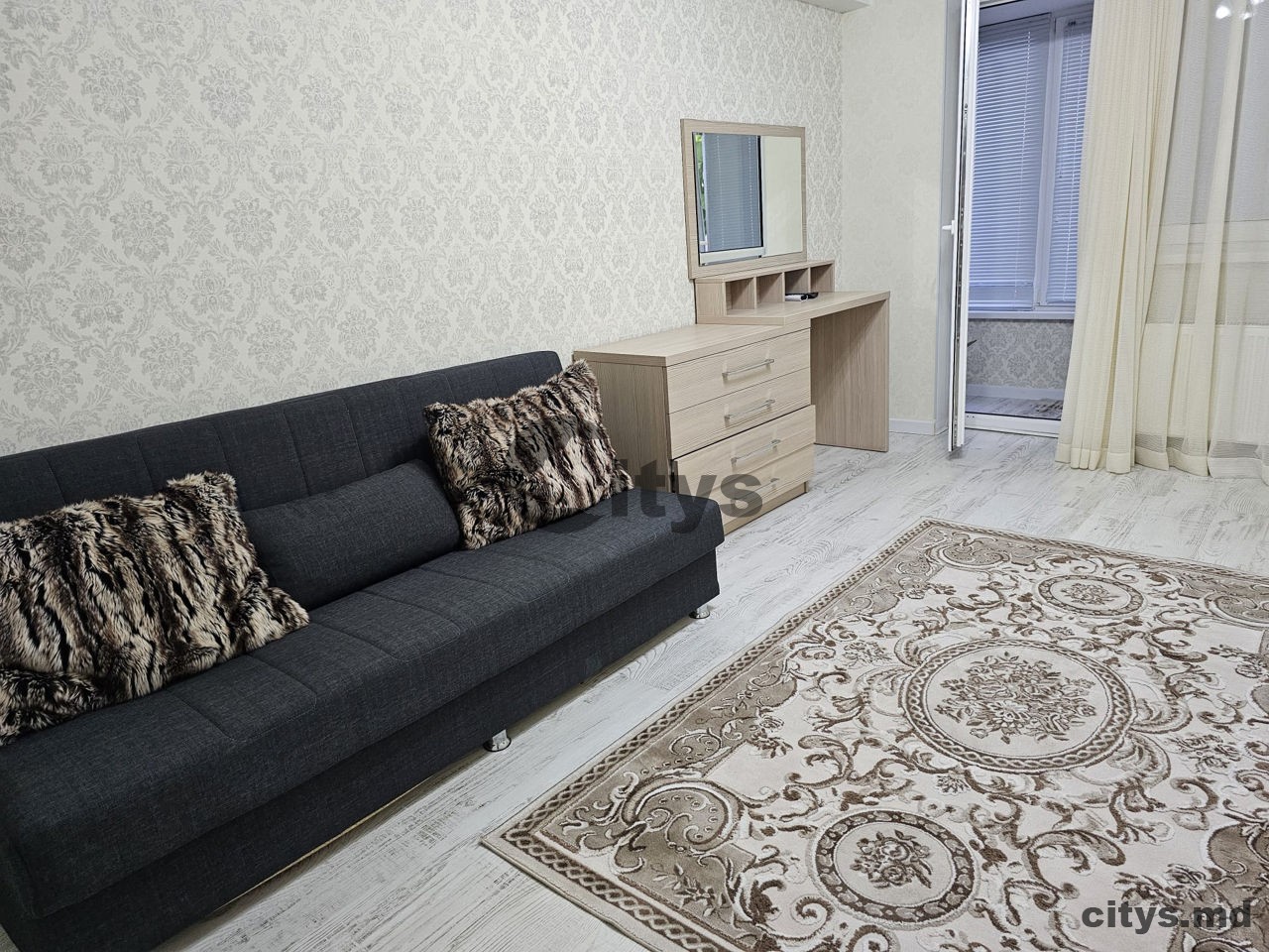Chirie-3-х комнатная квартира, 81м², Centru.str. Gheorghe Cașu photo 9