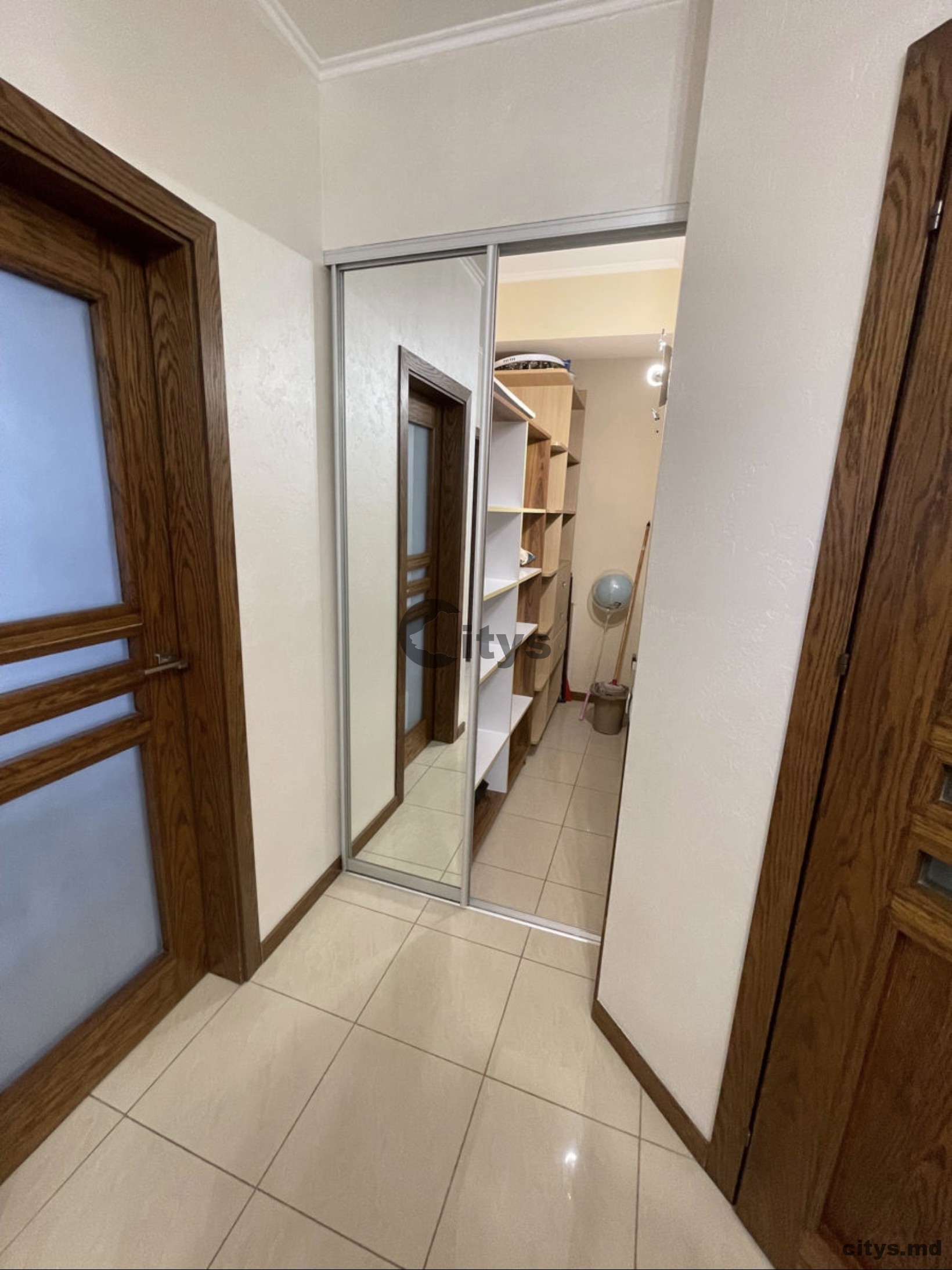 Chirie-Apartament cu 1 cameră, 54m², Centru,Valea Trandafirilor photo 4