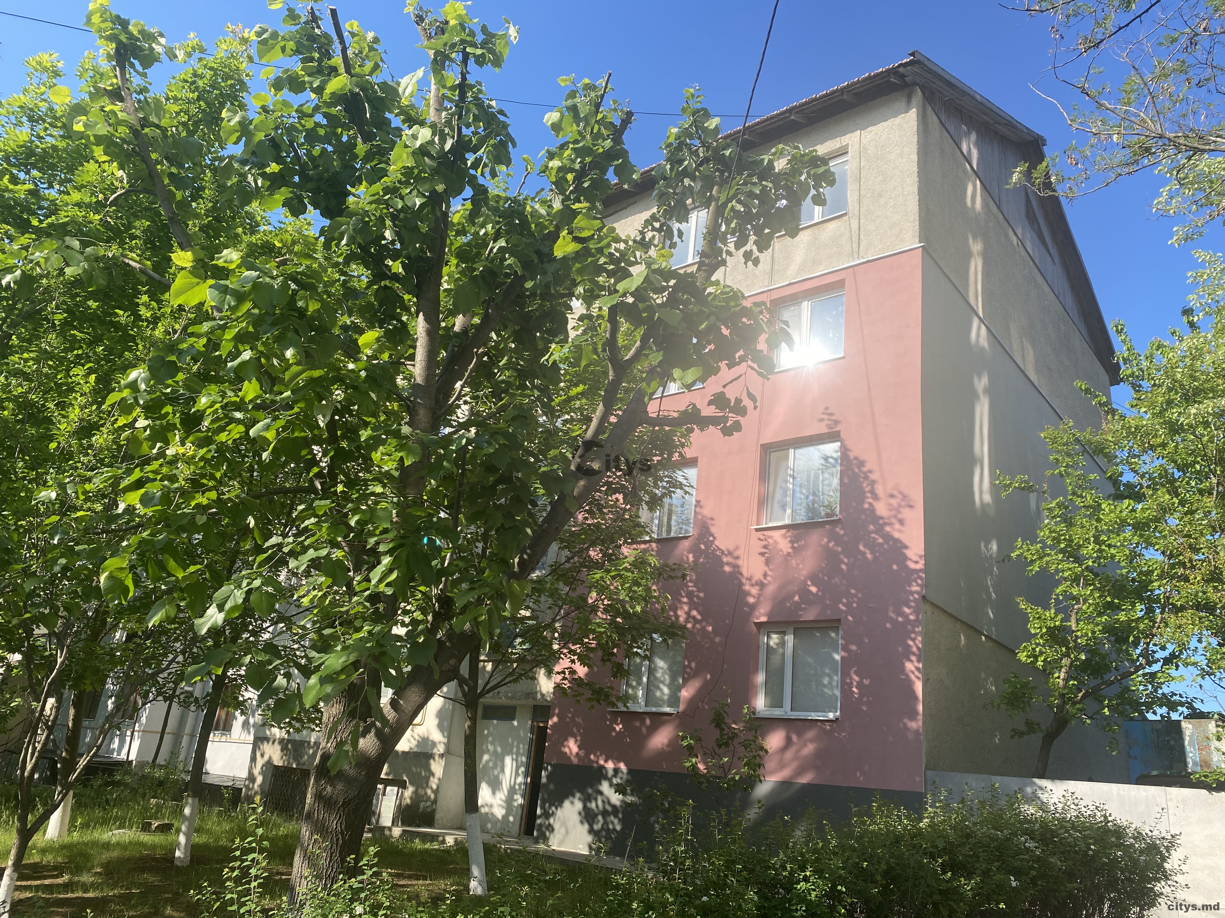 3-х комнатная квартира, 78м²,Яловены,Молдова photo 0