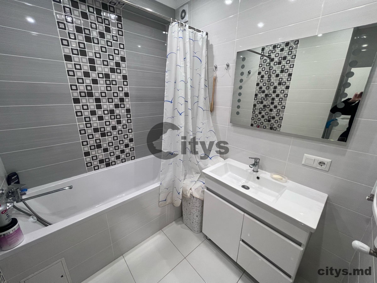Apartament cu 2 camere, Centru 80m², str. Melestiu photo 8