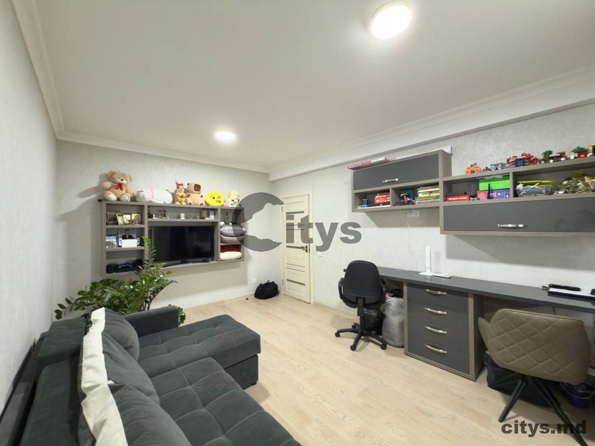 Apartament cu 2 camere, Riscani 69m², Флорилор photo 7