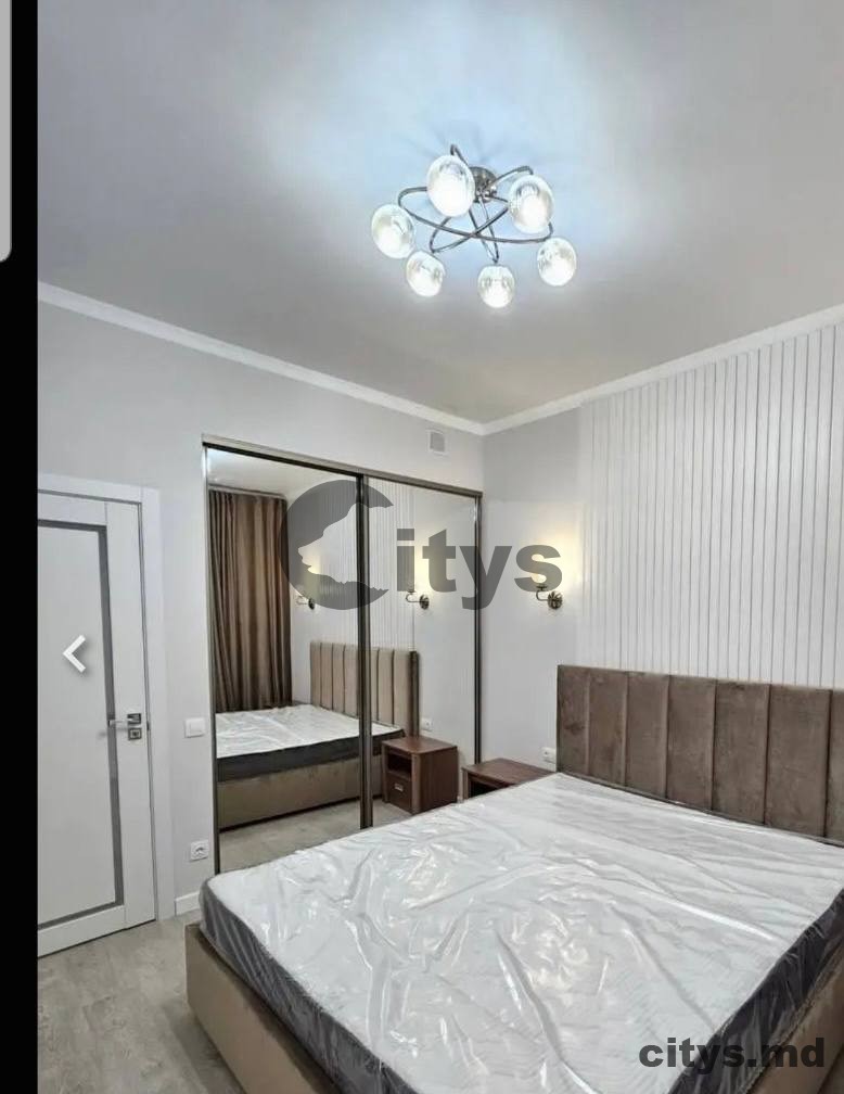 Chirie-Apartament cu 2 camere, Centru,65m², Текучь photo 3