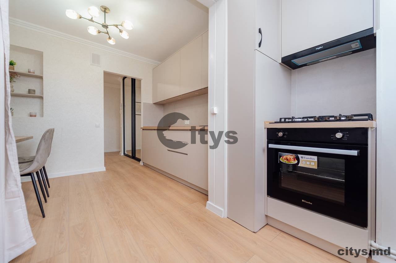 Apartament cu 3 camere, 70m², Onifisor Ghibu photo 1