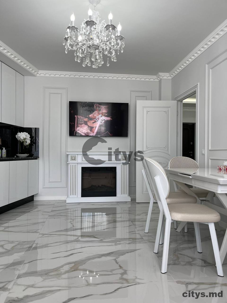 Apartament cu 2 camere, Centru 87m², str. Alexandr Pușkin photo 0