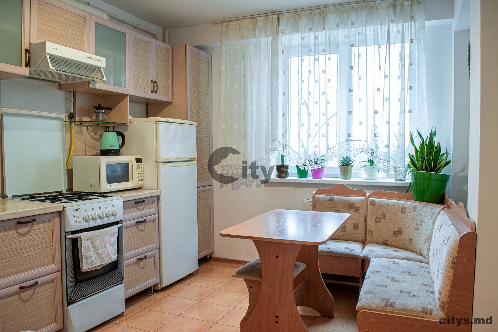 Chirie-1 комнатная квартира, 40м², Наталья Георгиу photo 0
