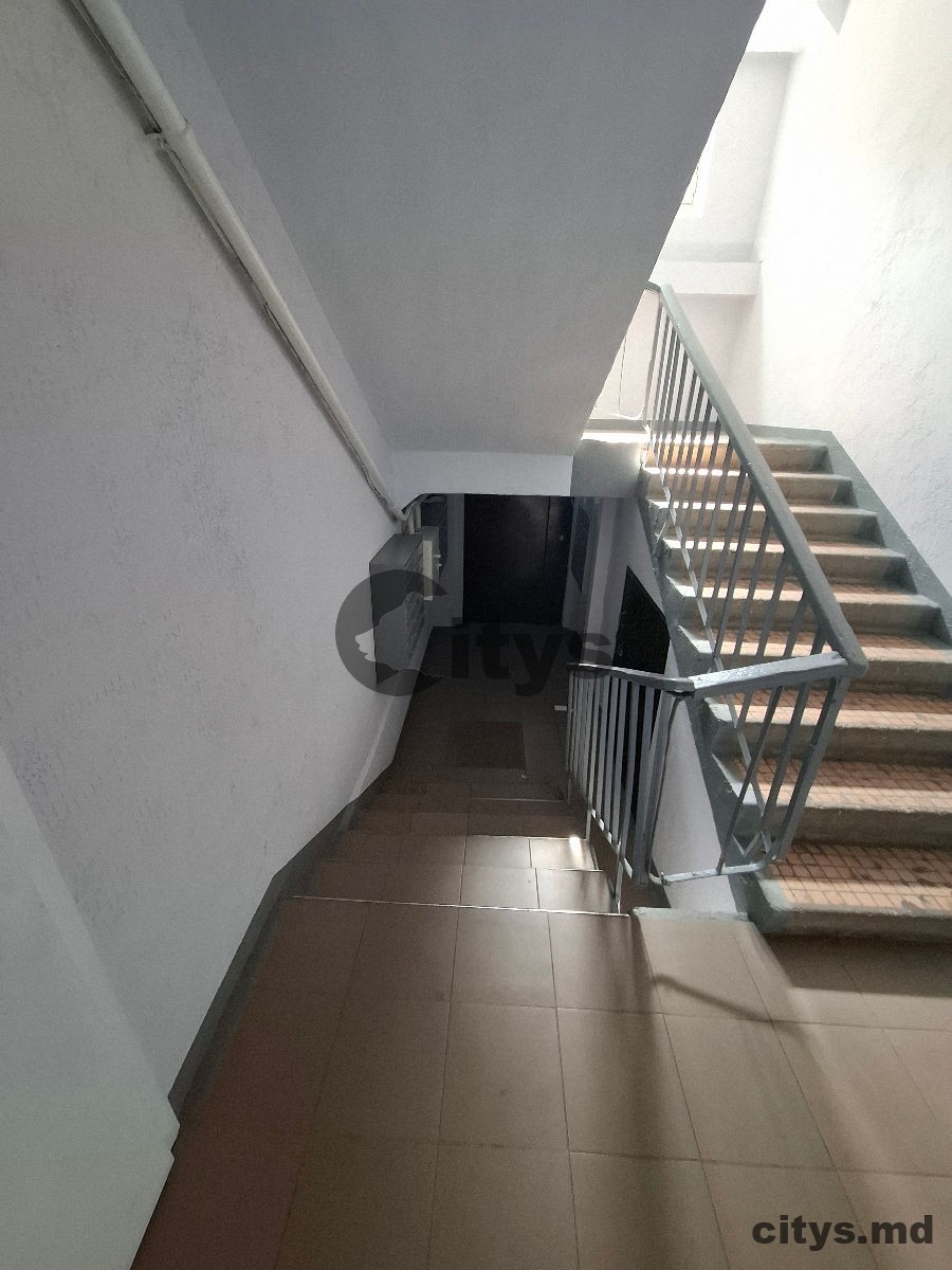 Apartament cu 2 camere, 55m², Скулянка, Calea Ieșilor 7153 photo 8
