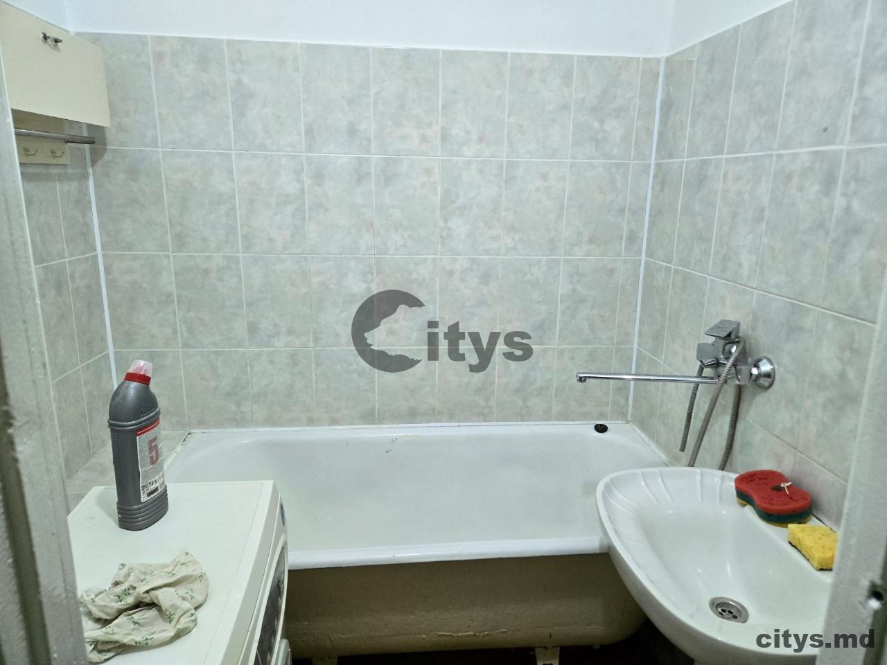 Apartament cu 2 camere, 48m², Botanica, бул. Траян photo 5