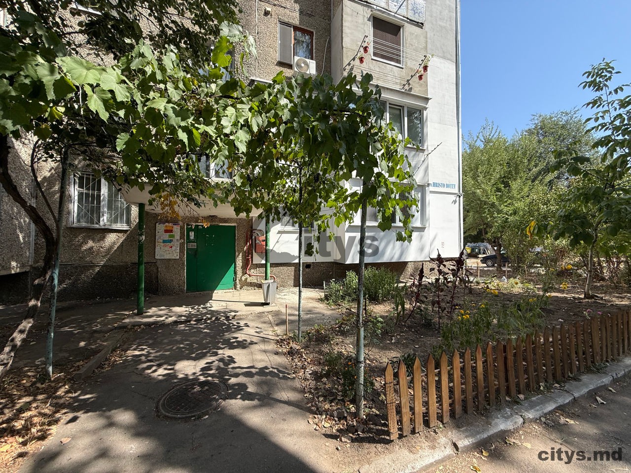 Apartament cu 2 camere, 47m², Botanica, Hristo Botev photo 7