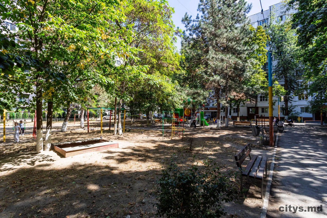 Apartament cu 2 camere, Centru 52m², str. Albișoara photo 4