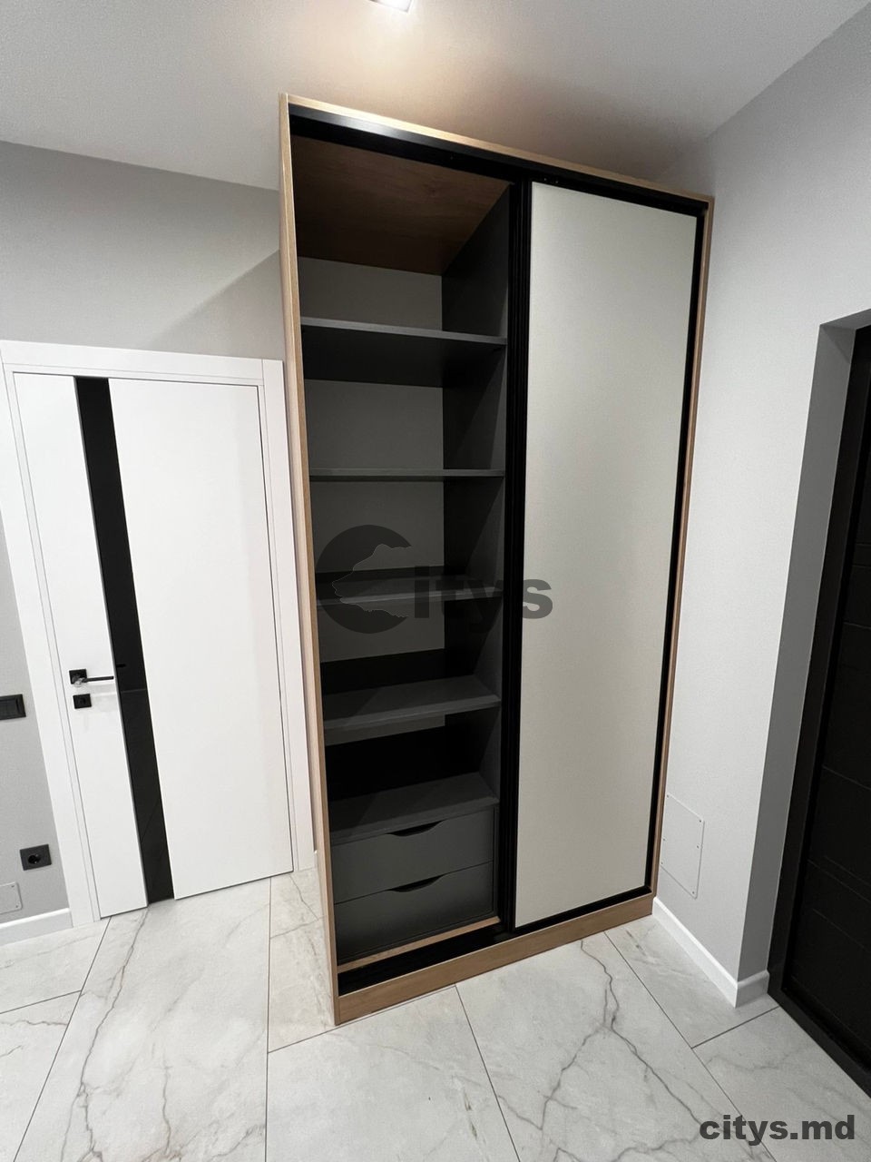 chirie-Apartament cu 1 cameră, Centru 50m², Moara Roșie, 5/A photo 5