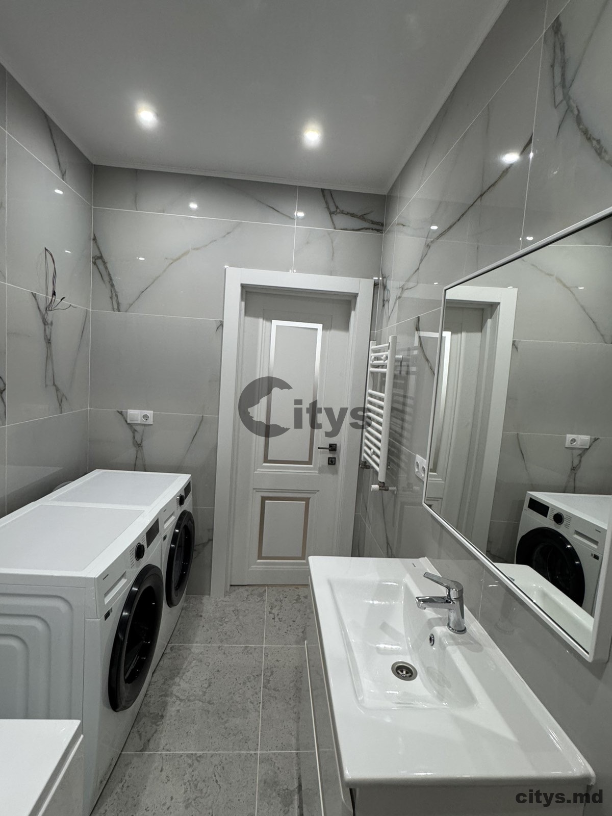 Сдается-2-х комнатная квартира, 75м²,Центр, Moara Roșie photo 4