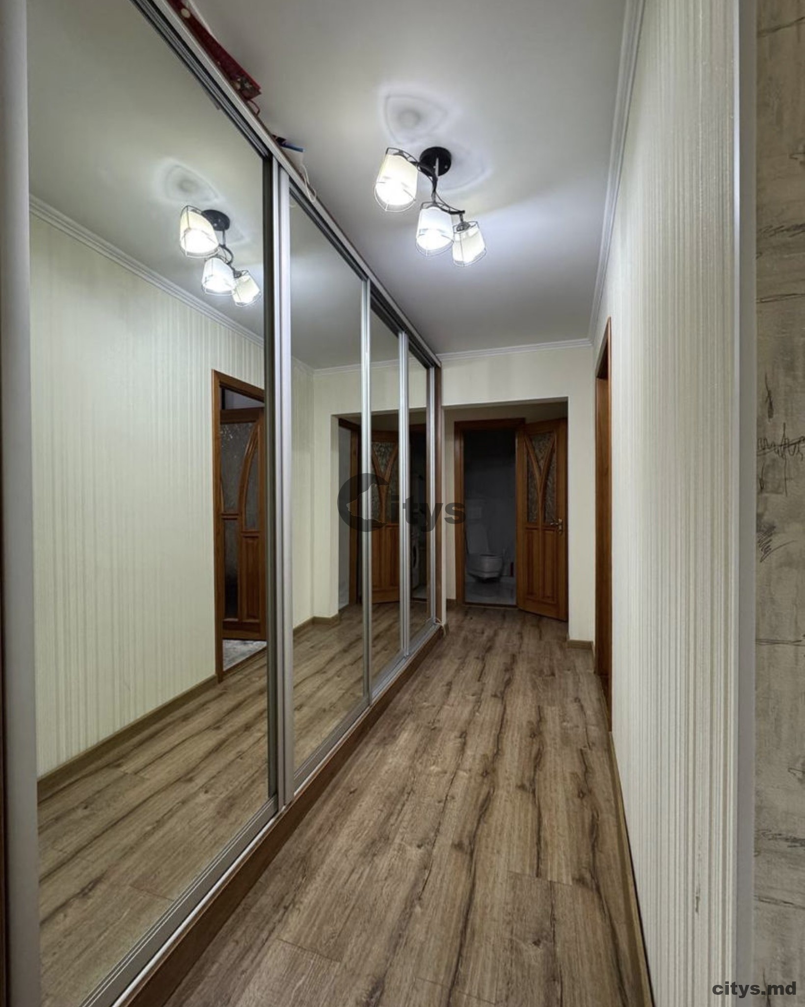 Chirie-Apartament cu 2 camere, 67m²,Buiucani, Nicolae Costin photo 2