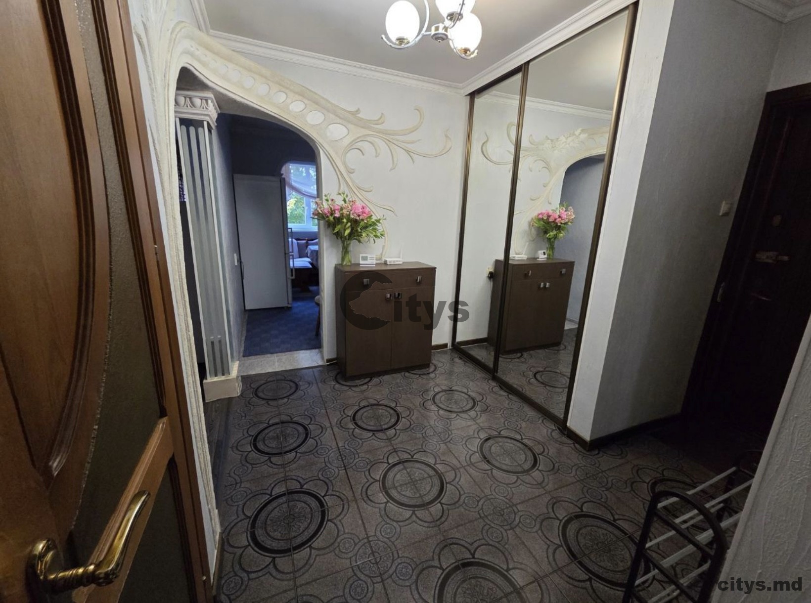 Chirie-Apartament cu 3 camere, 70m², Botanica,Cuza Vodă photo 1