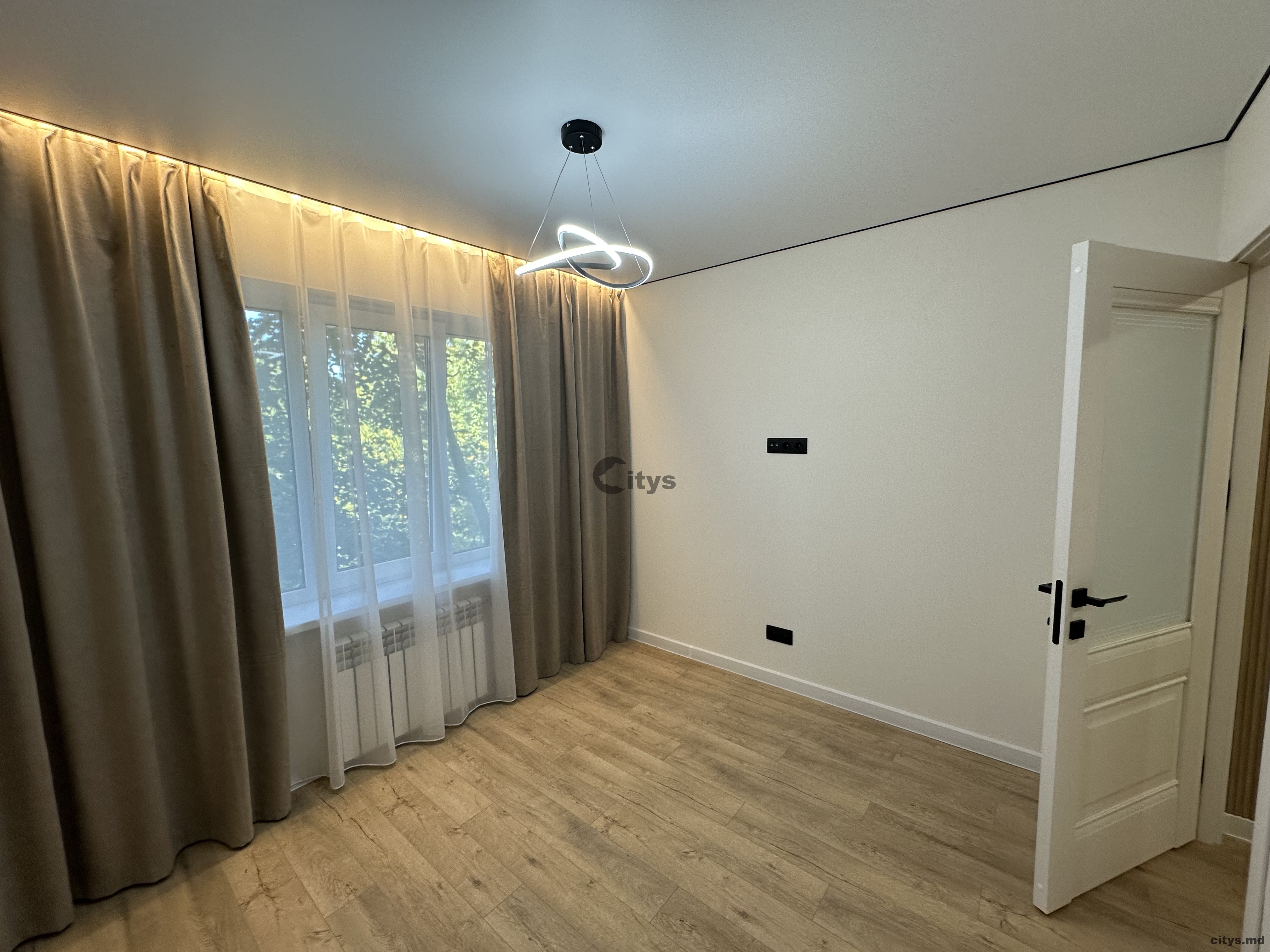 Apartament cu 3 camere, 75m², Cuza vodă photo 5