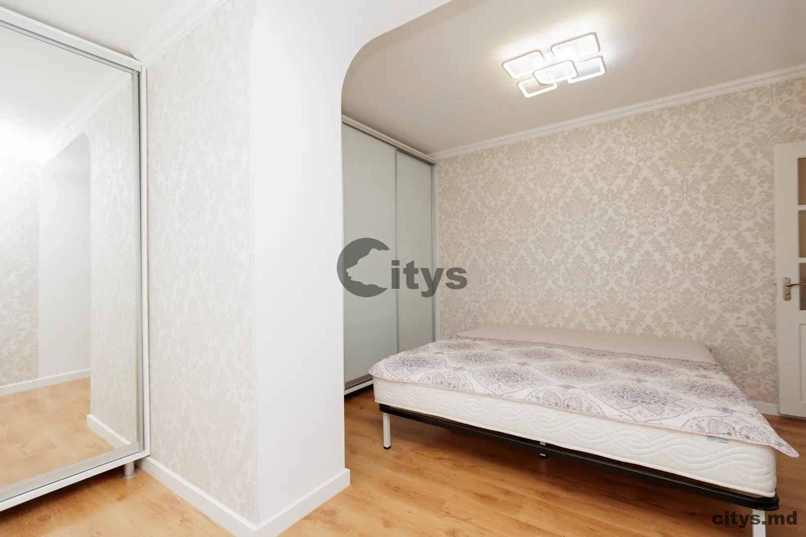 Apartament cu 2 camere, 48m², Ialoveni, Alexandru cel Bun photo 3