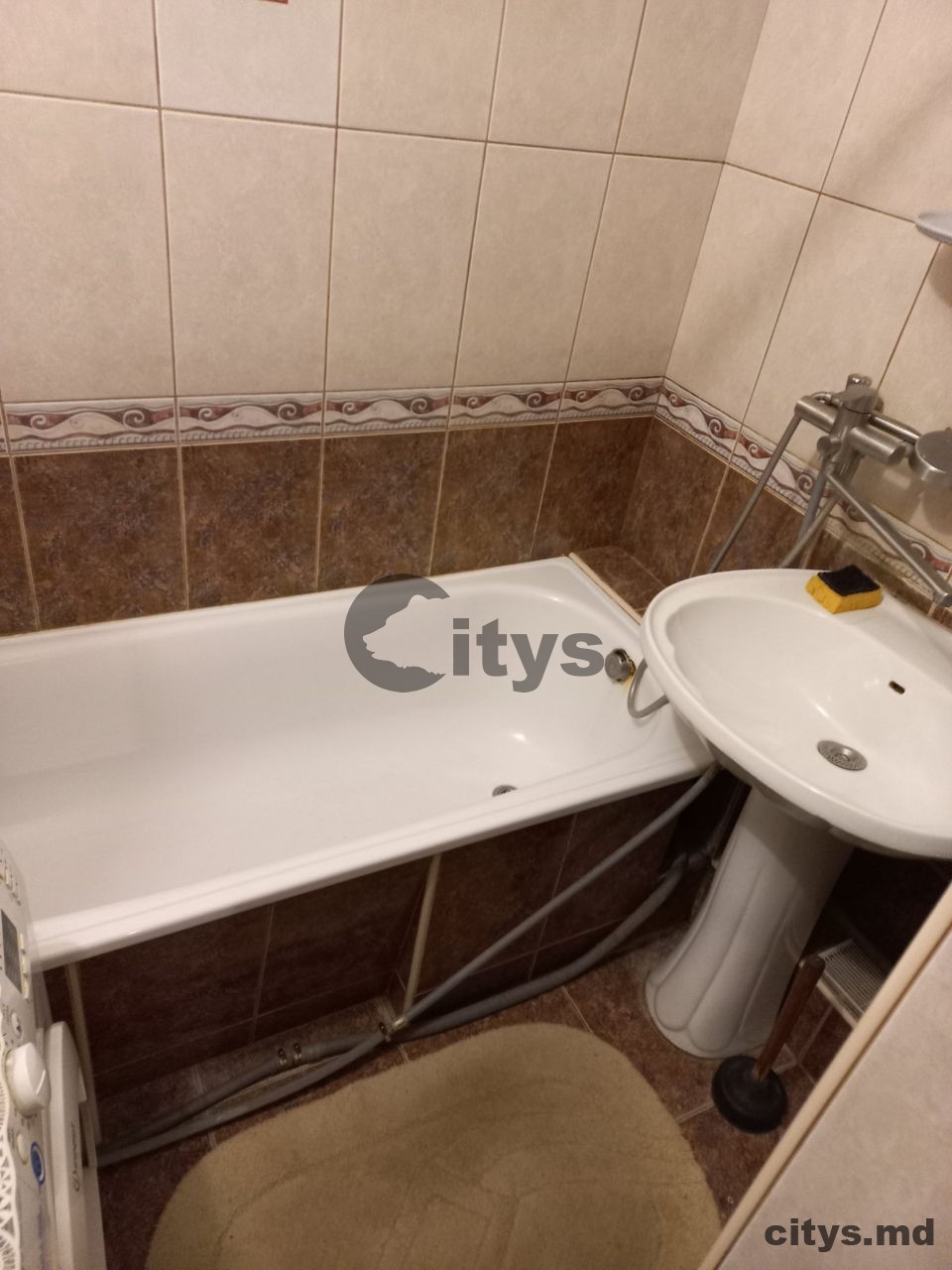 Apartament cu 2 camere, 49m², Dacia photo 3