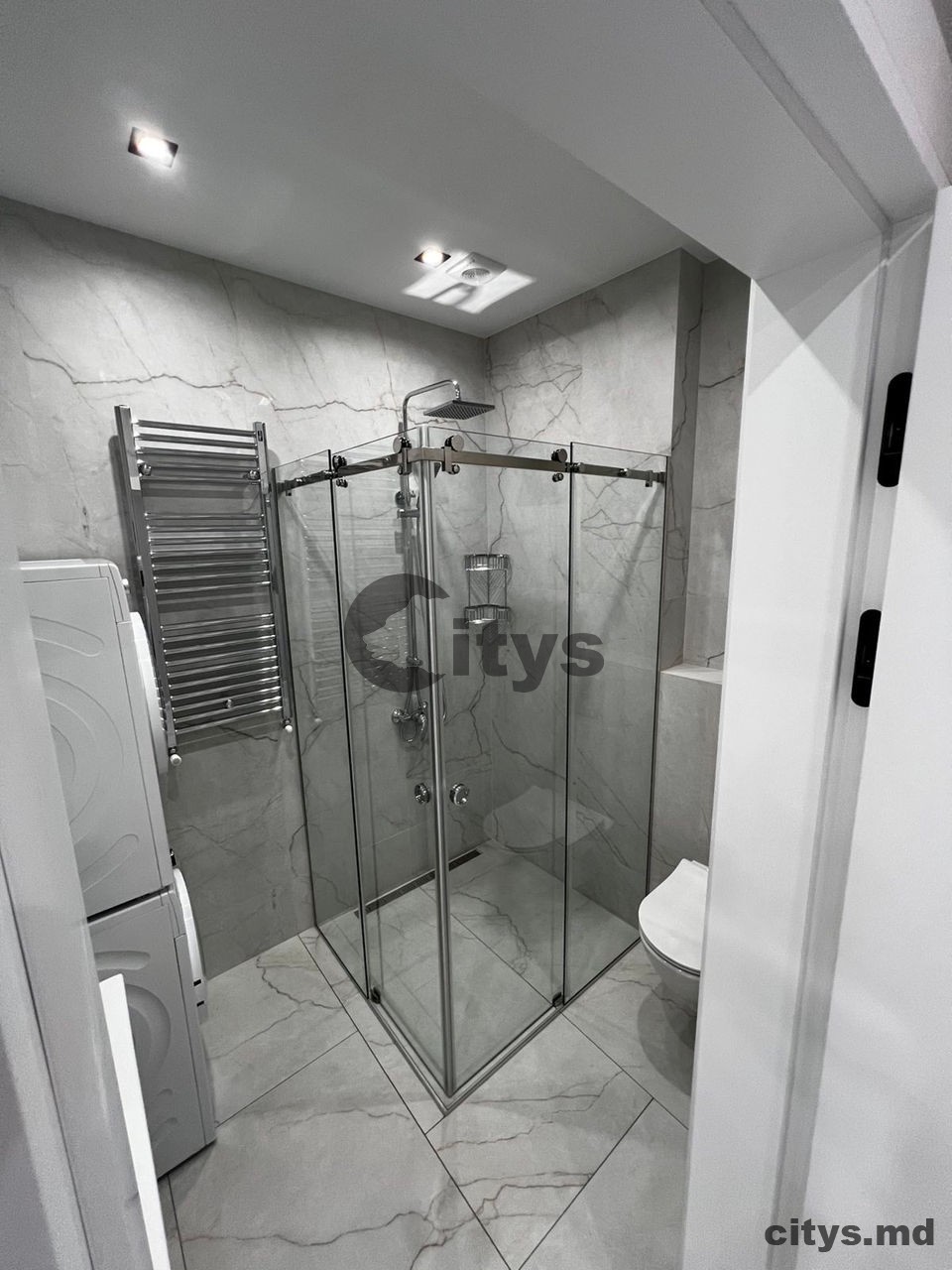 chirie-Apartament cu 1 cameră, Centru 50m², Moara Roșie, 5/A photo 9