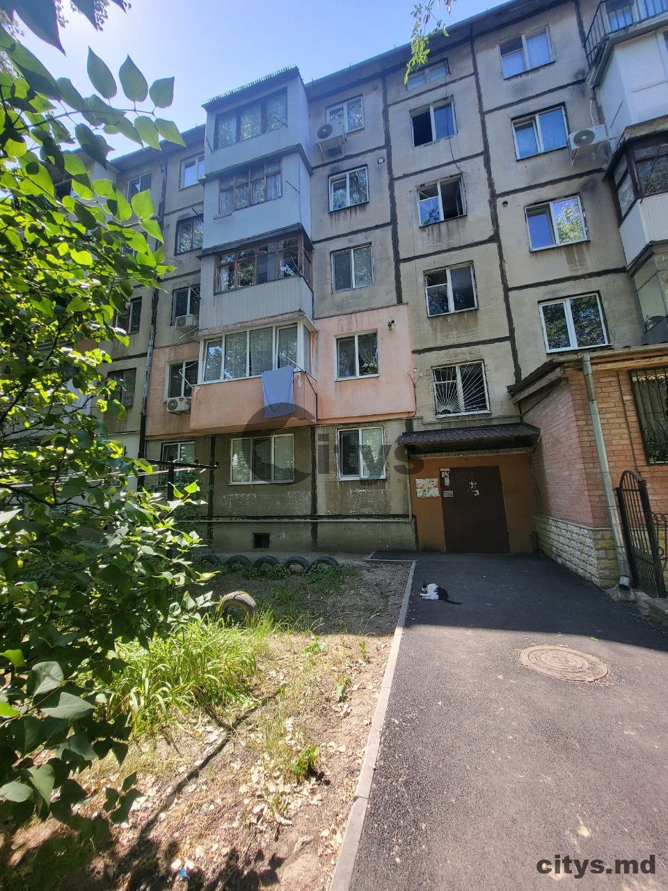 Apartament cu 3 camere, 60m², str.Zelinski photo 0