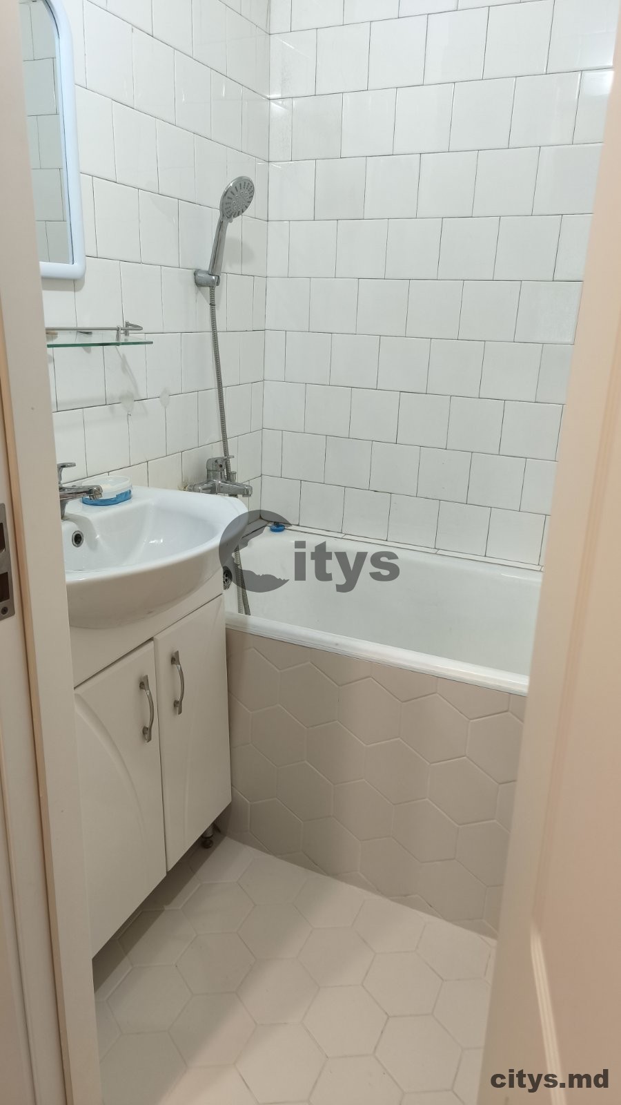 Chirie-Apartament cu 2 camere, 55m², Василе Докучаева photo 10