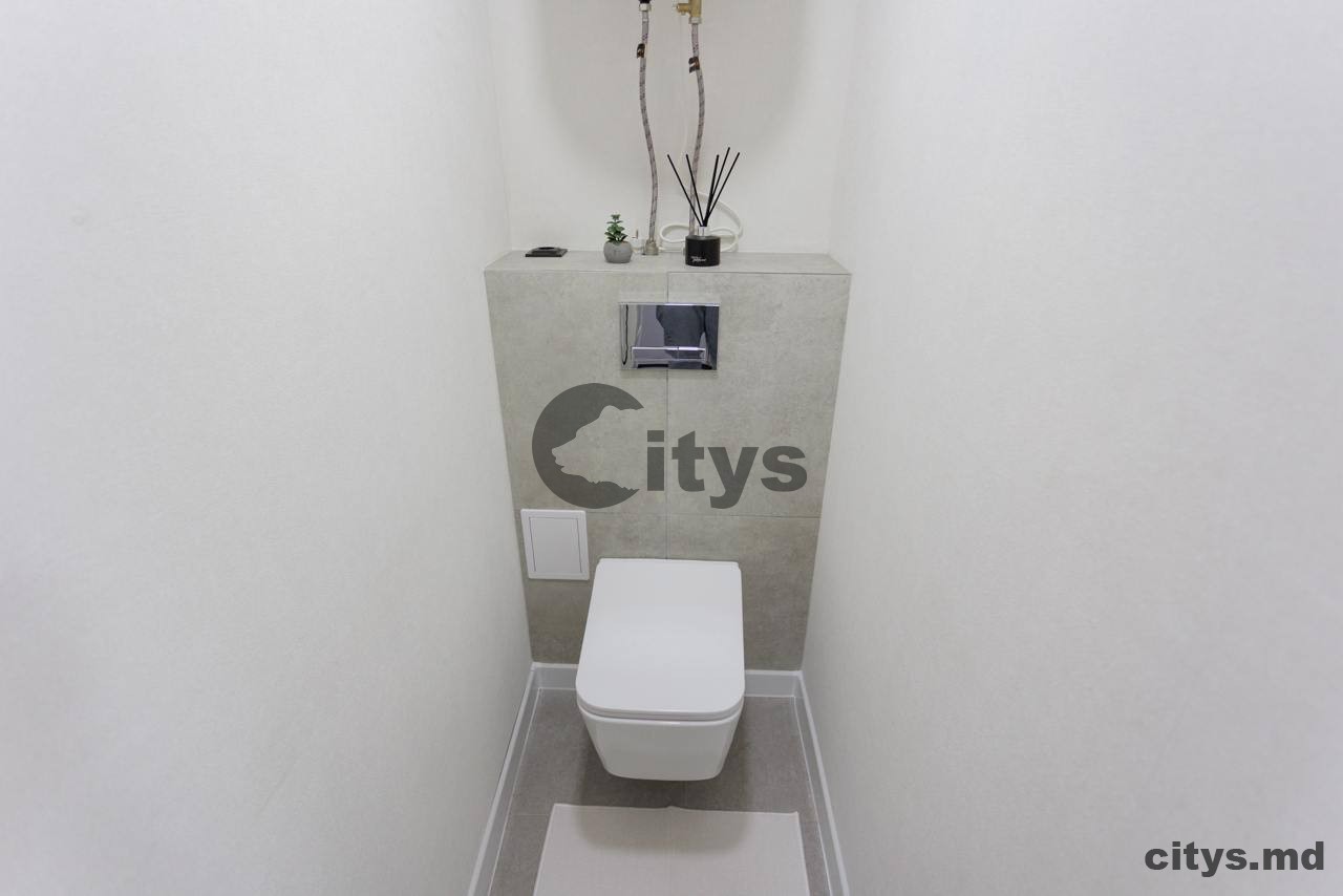 Apartament cu 2 camere, 44m², Romana photo 4