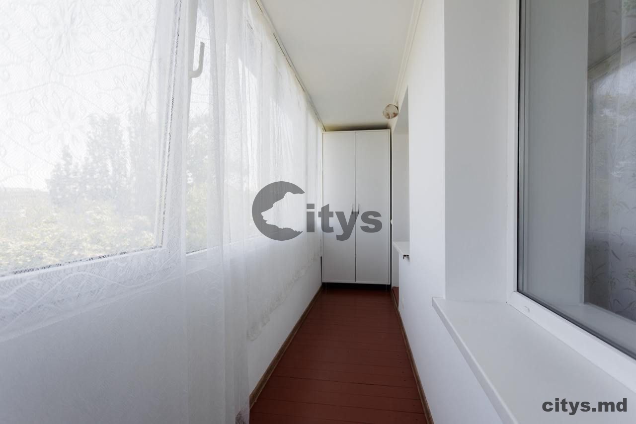 Apartament cu 4 camere, 100m², M.Costin photo 9