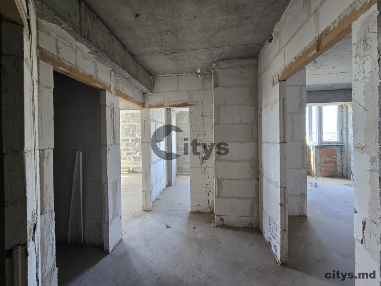 Apartament cu 2 camere, 57m², Botanica, Băcioii Noi photo 2