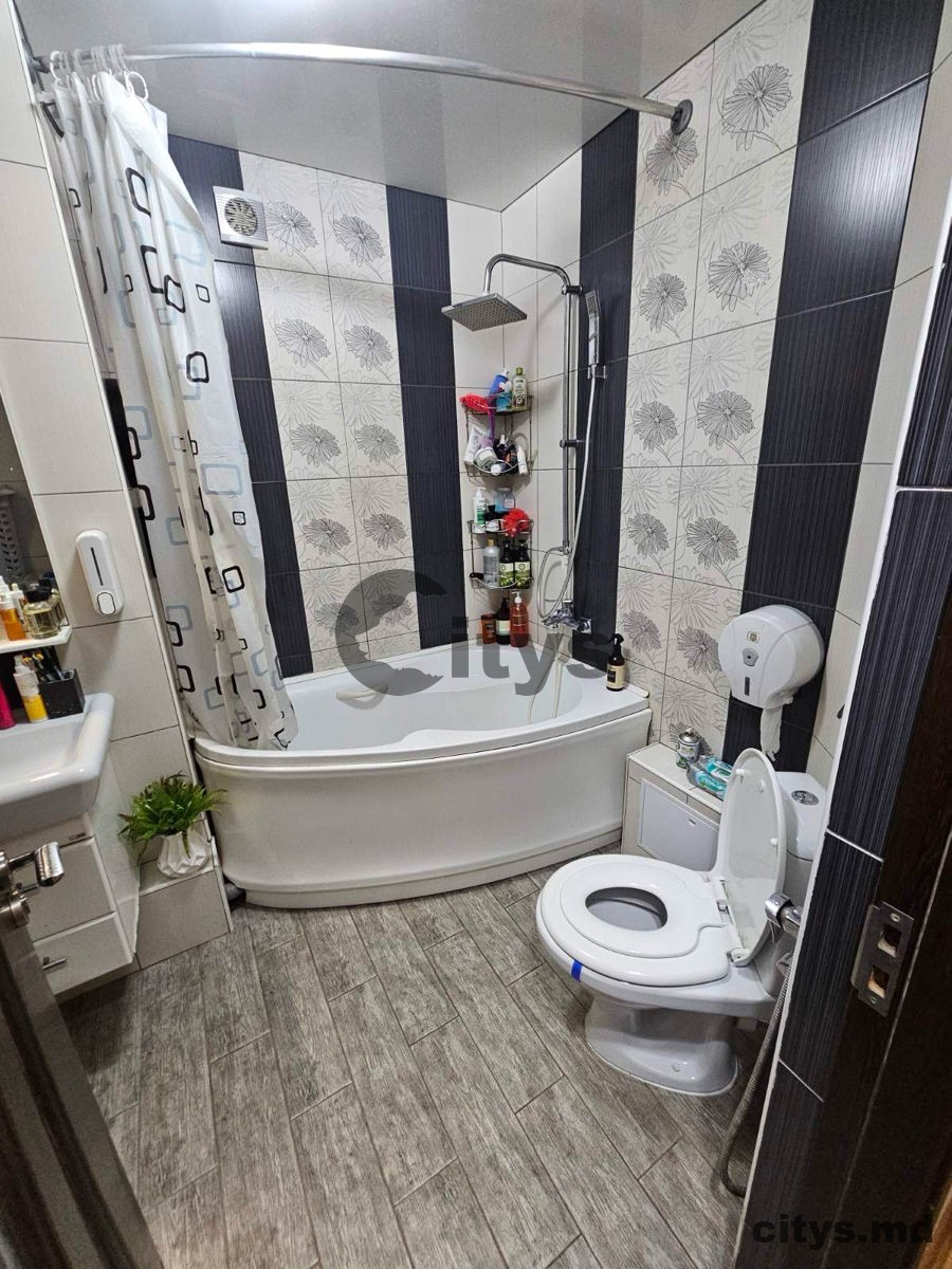 Apartament cu 3 camere, 60m², Botanica, Nikolai Zelinski photo 2